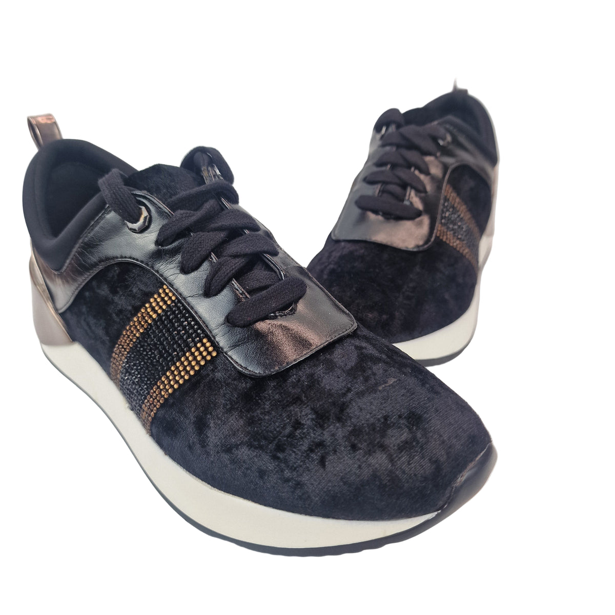 Sneakers de Terciopelo y Strass Maria Mare Color Negro – Pasarela Concept
