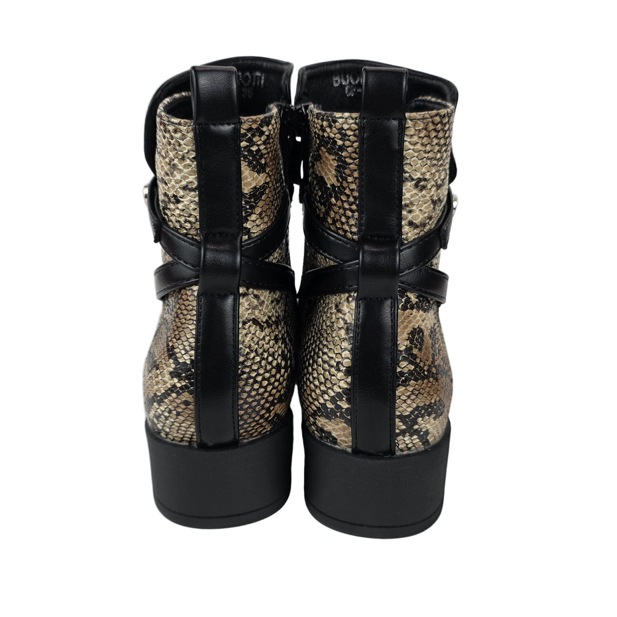 Botín Combinado Serpiente Negro – Pasarela Concept