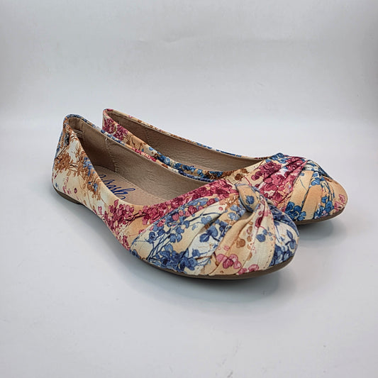 Manoletina Refresh Arena