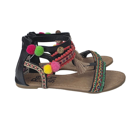 Sandalias Planas Boho con Pompones Refresh Color Negro – Pasarela Concept