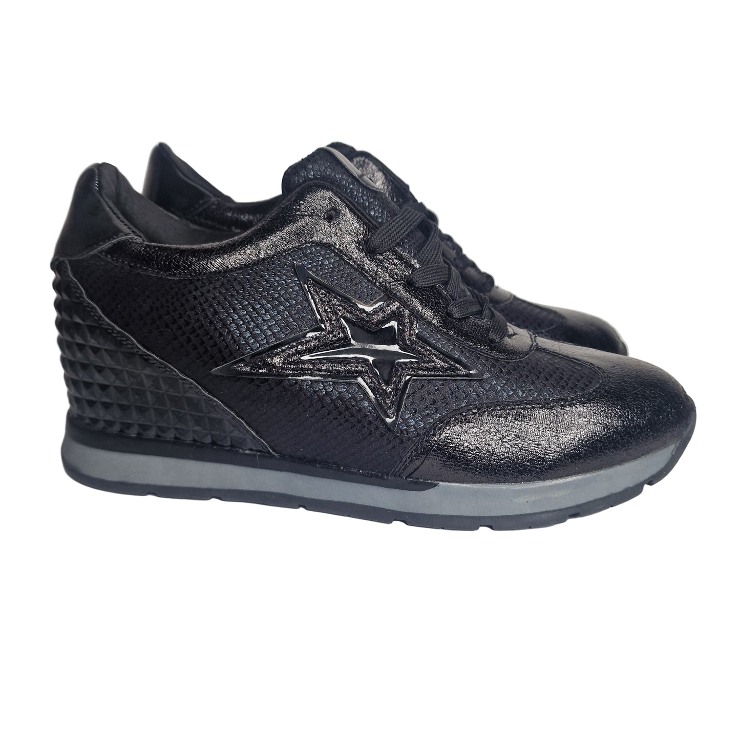 Sneakers Pasarela Concept Negras con Cuña Interior y Plantilla Extraíble
