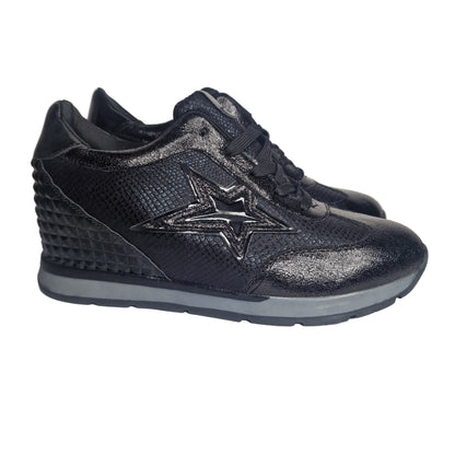 Sneakers Pasarela Concept Negras con Cuña Interior y Plantilla Extraíble