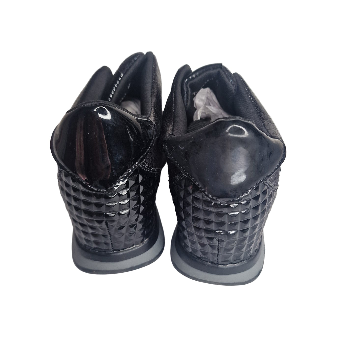 Sneakers Pasarela Concept Negras con Cuña Interior y Plantilla Extraíble