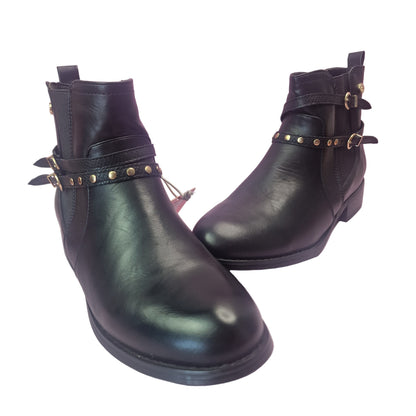 Botín Negro Tachuelas Xti