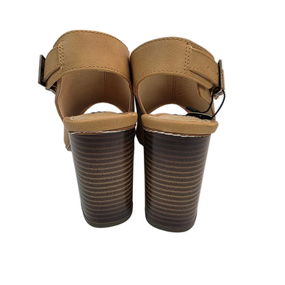 Sandalia Peep-Toe Mustang en Cuero con Tacón Bloque de 8cm