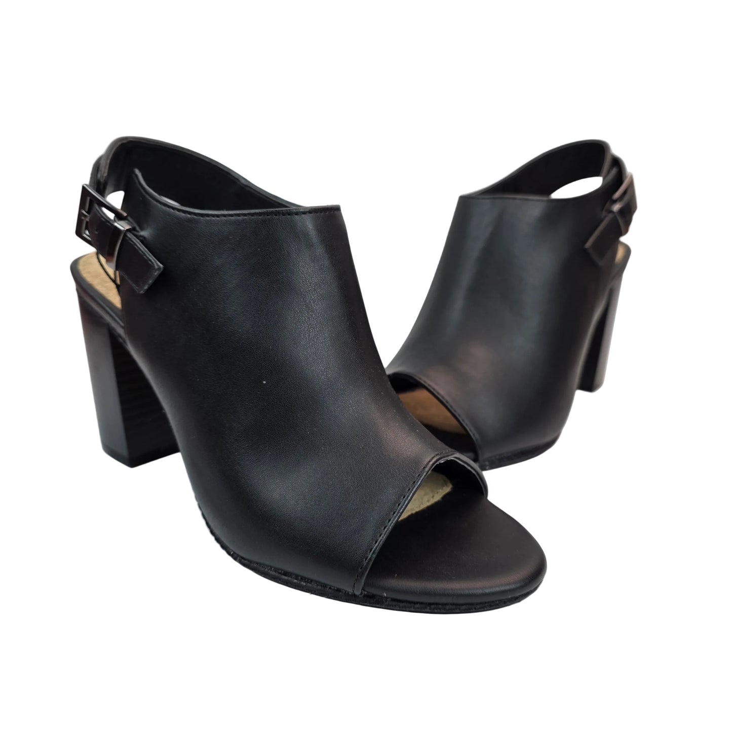 Sandalia Peep-Toe Mustang en Negro con Tacón Bloque de 8cm
