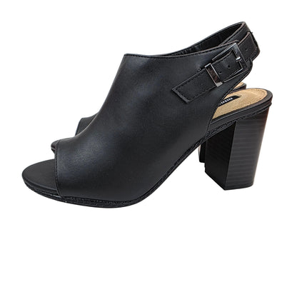 Sandalia Peep-Toe Mustang en Negro con Tacón Bloque de 8cm