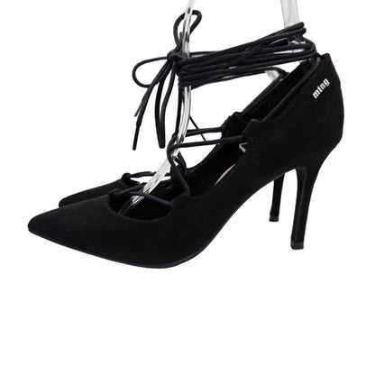 Zapato de Tacón Mustang Negro Lace-Up con Cordones – Pasarela Concept
