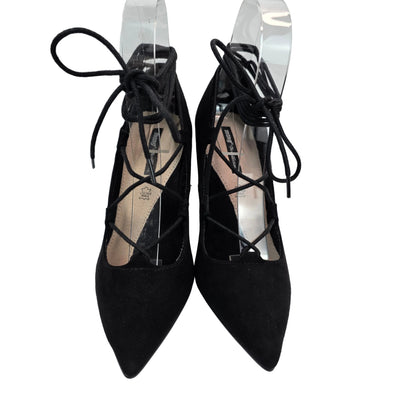 Zapato de Tacón Mustang Negro Lace-Up con Cordones – Pasarela Concept