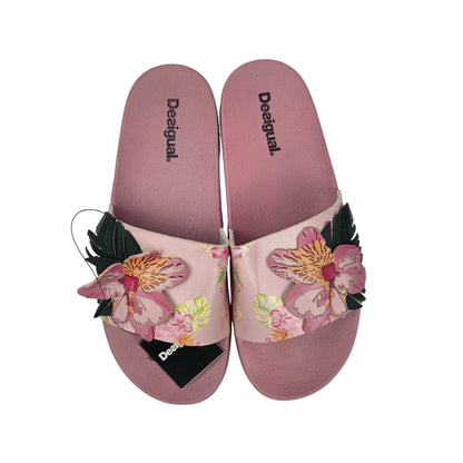Sandalia Pala Desigual Rosa con Flores Tropicales y Relieve 3D