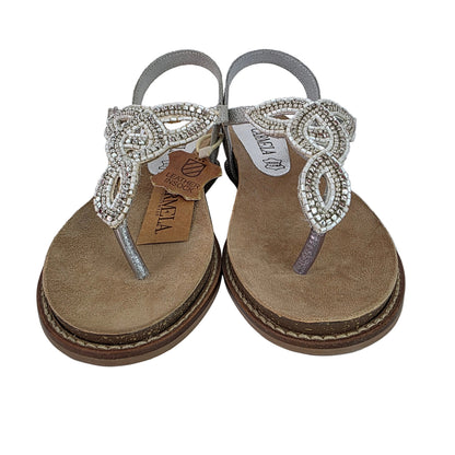 Sandalia de Dedo Joya Carmela en Piel Plata con Strass
