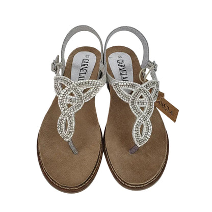 Sandalia de Dedo Joya Carmela en Piel Plata con Strass