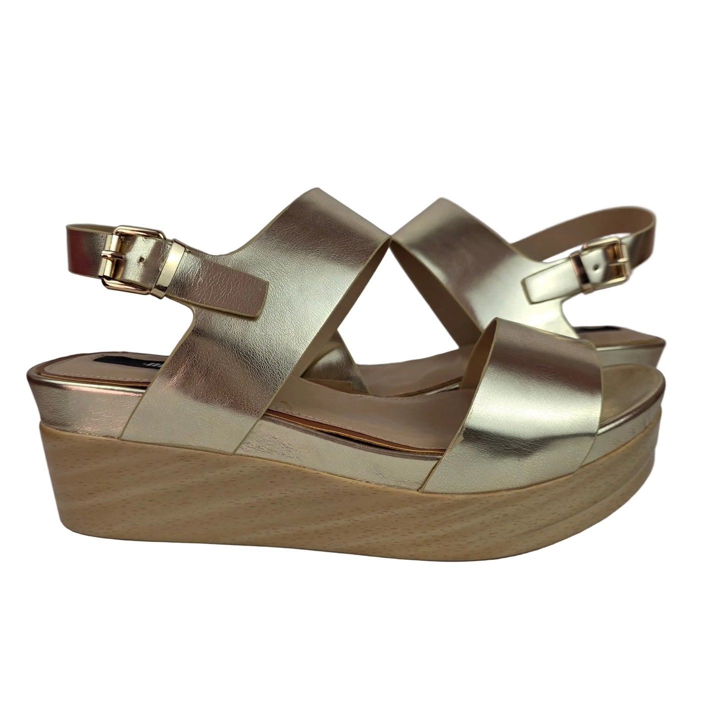 Sandalia Plataforma Mustang Champagne Metalizada – Pasarela Concept