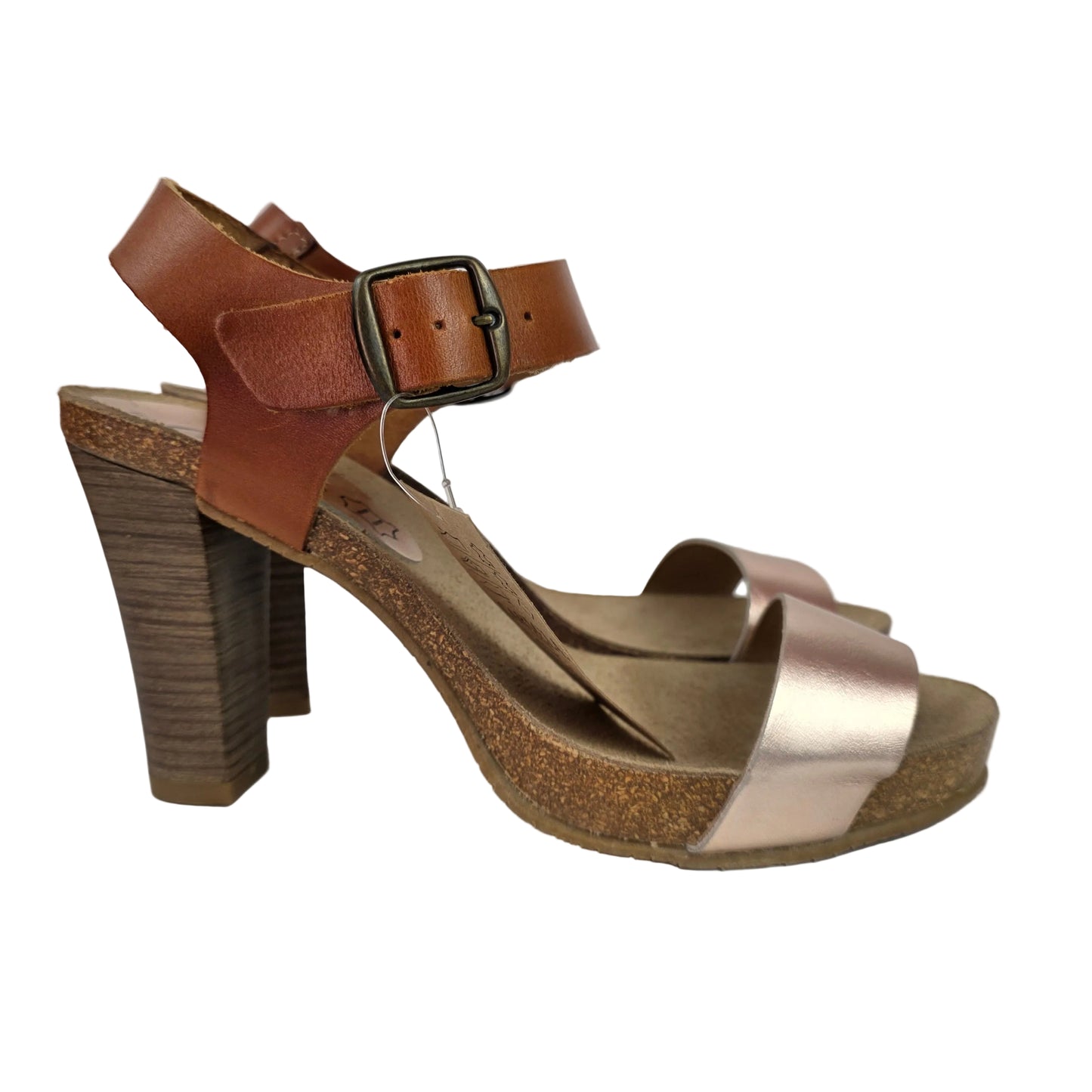 Sandalia de Tacón Carmela de Piel Cuero y Oro Rosa – Pasarela Concept