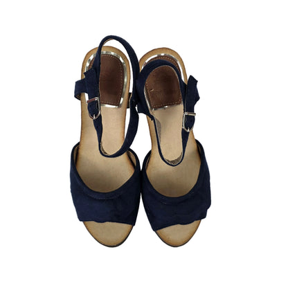 Sandalias de Cuña Pasarela Concept Azul Marino con Volantes y Plantilla de Piel