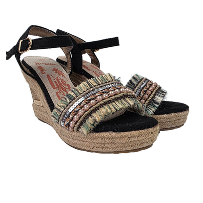 Sandalias de Cuña Pasarela Concept Negra con Detalle Étnico y Perlas