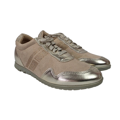 Sneakers Pasarela Concept en Antelina Beige con Acabado Oro Metalizado