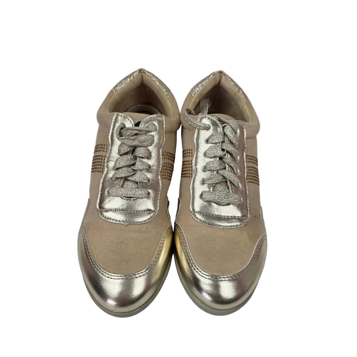 Sneakers Pasarela Concept en Antelina Beige con Acabado Oro Metalizado