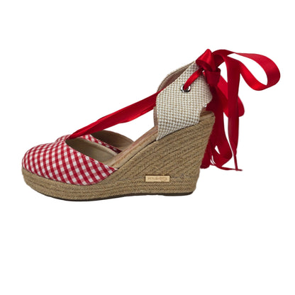 Sandalia de Cuña Pasarela Concept Vichy Rojo con Cintas de Raso