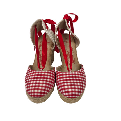 Sandalia de Cuña Pasarela Concept Vichy Rojo con Cintas de Raso