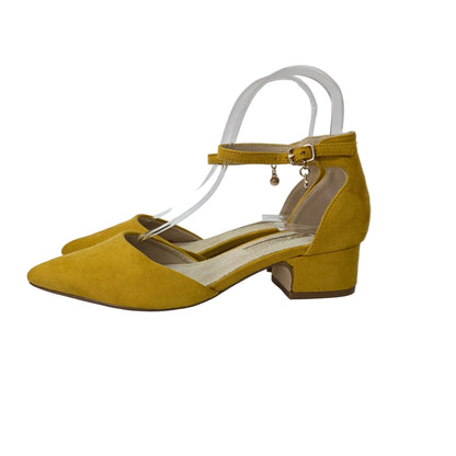Zapato de Salón Xti Mostaza con Pulsera y Plantilla de Piel - Selección Pasarela Concept