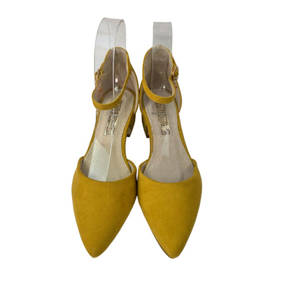 Zapato de Salón Xti Mostaza con Pulsera y Plantilla de Piel - Selección Pasarela Concept