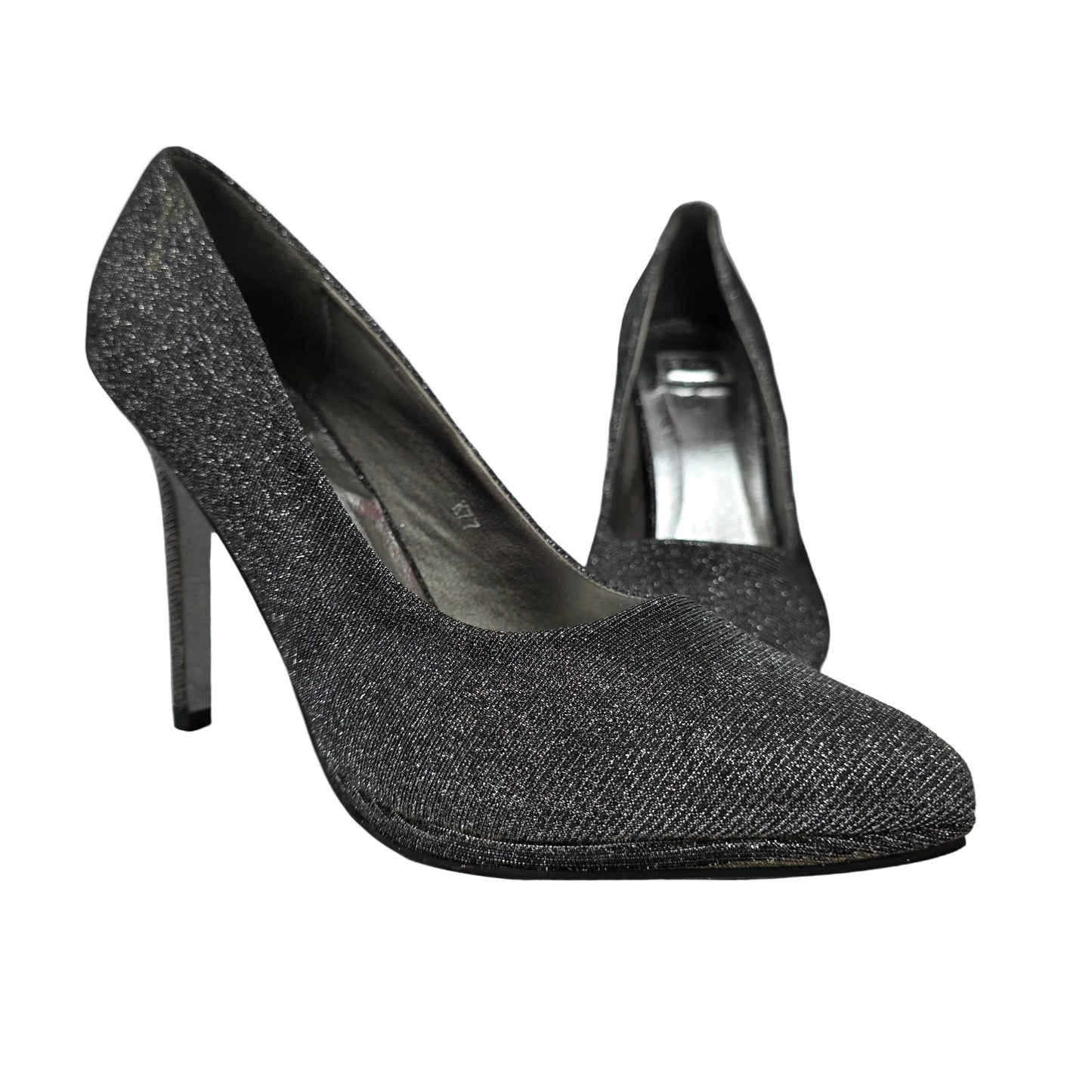 Zapatos de Salón Stiletto Plata Brillante con Suela de Glitter – Pasarela Concept