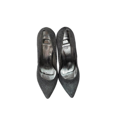 Zapatos de Salón Stiletto Plata Brillante con Suela de Glitter – Pasarela Concept