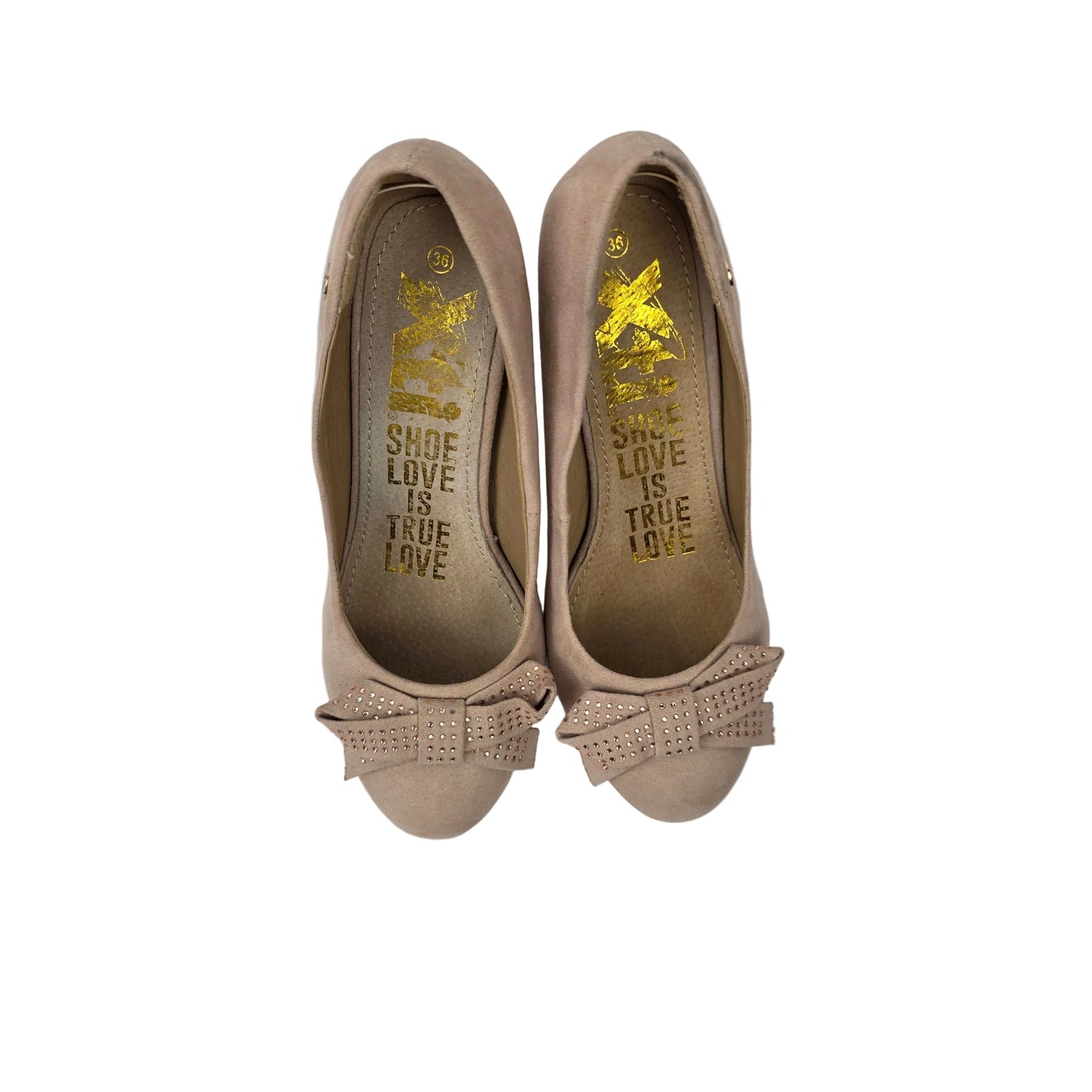 Zapatos de Salón Xti de Antelina Nude Rosa con Lazo de Pedrería y Plataforma – Pasarela Concept
