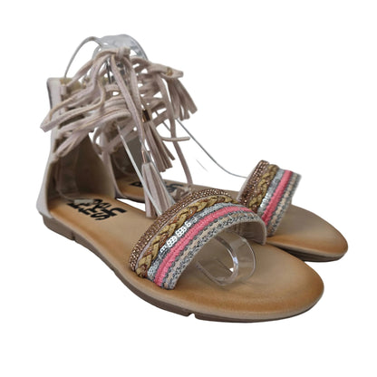 Sandalias Planas Boho con Cordoneras Refresh Nude – Pasarela Concept