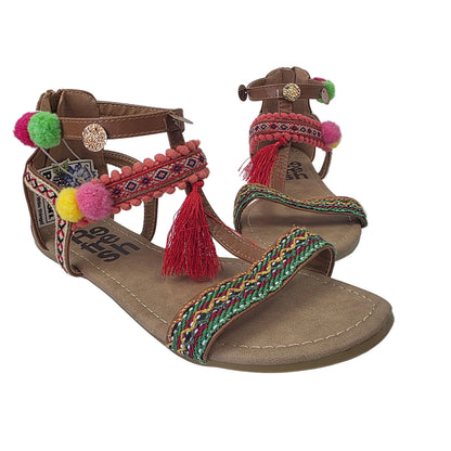 Sandalias Planas Boho con Pompones Refresh Color Camel – Pasarela Concept