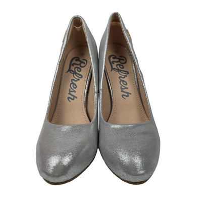 Zapatos de Salón con Plataforma Oculta Refresh Color Plata – Pasarela Concept
