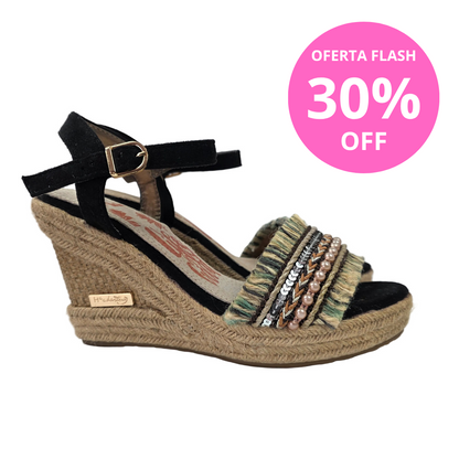 Sandalias de Cuña Pasarela Concept Negra con Detalle Étnico y Perlas