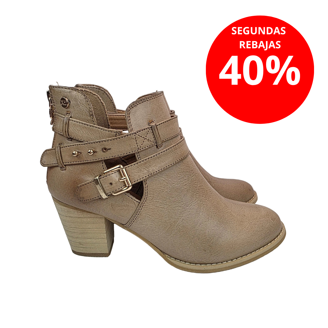 Botin hebillas Camel Xti